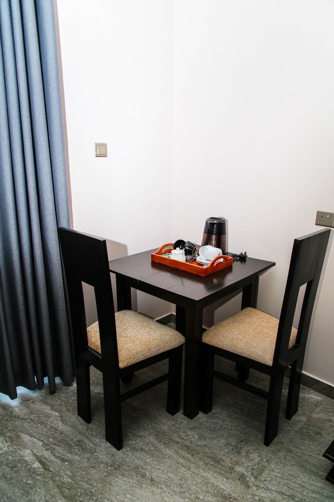 Room 101 — Family Room — photo 3